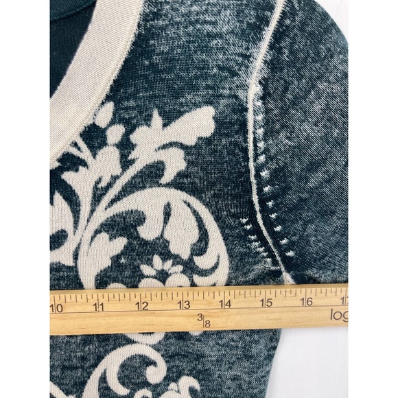 Cabi Womens Blue White Sweater Size XS Cotton Cashmere Blend V Neck Lightweight - Picture 5 of 11